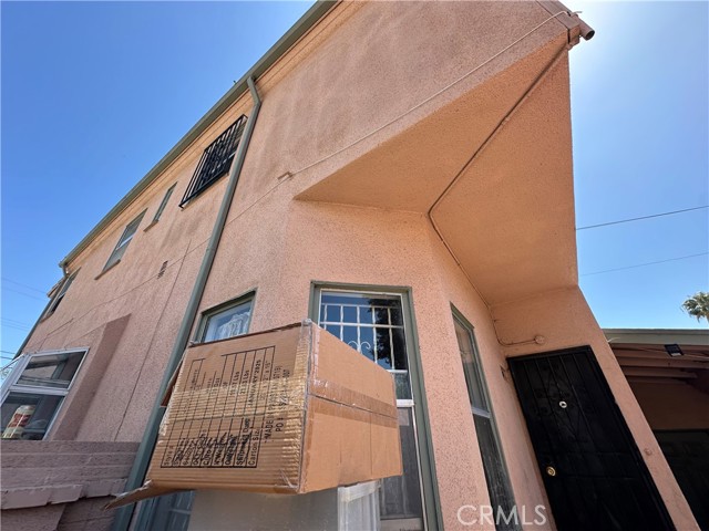 Detail Gallery Image 36 of 56 For 606 W 57th St, Los Angeles,  CA 90037 - 4 Beds | 2 Baths