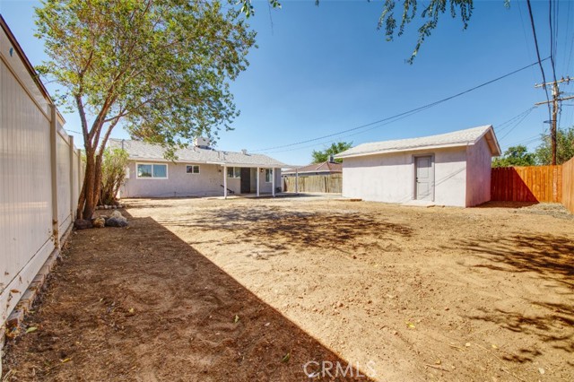 38502 38502 31st E, Palmdale CA: https://media.crmls.org/medias/77962997-bdf4-46aa-ae0b-0114557e7ca8.jpg