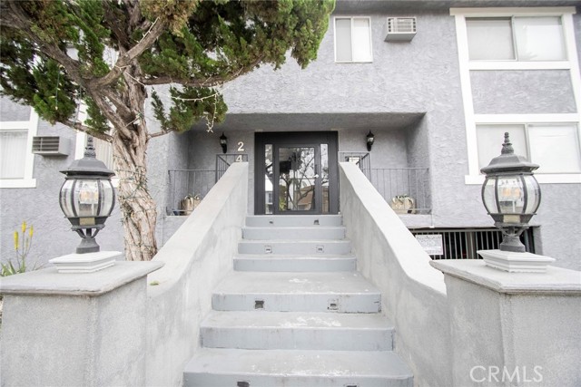 Detail Gallery Image 5 of 23 For 240 W Verdugo Ave #K,  Burbank,  CA 91502 - 2 Beds | 2 Baths