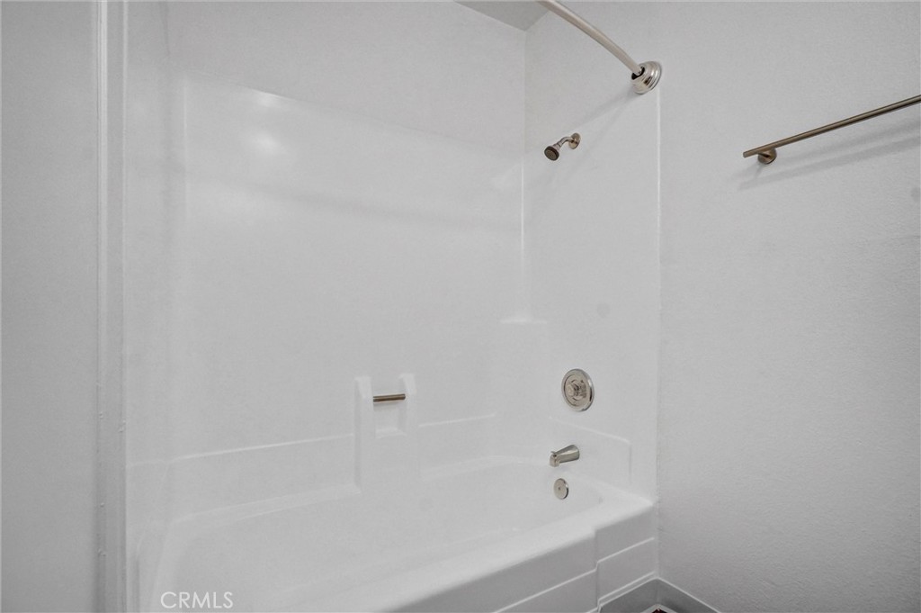 779682ca 1516 40e7 8cd3 F9346a1b1890