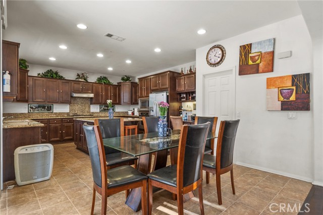 Detail Gallery Image 24 of 40 For 31220 Locust Ct, Temecula,  CA 92592 - 4 Beds | 3 Baths