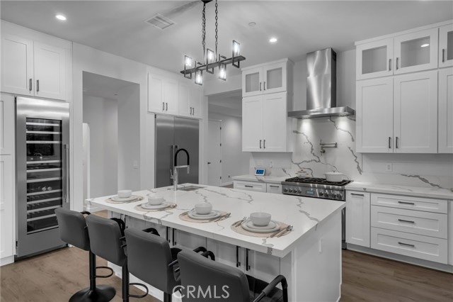 5196 Orange Place, Los Angeles CA: https://media.crmls.org/medias/77977e9e-b771-41ce-8c86-f6bc690d92c1.jpg