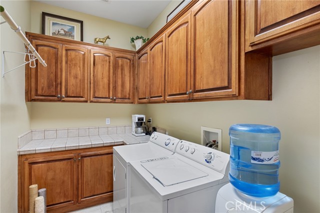 Detail Gallery Image 16 of 45 For 26808 Saddle Ln, Helendale,  CA 92342 - 3 Beds | 3/1 Baths