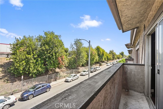 Detail Gallery Image 13 of 20 For 5500 Lindley #209,  Encino,  CA 91316 - 1 Beds | 1 Baths