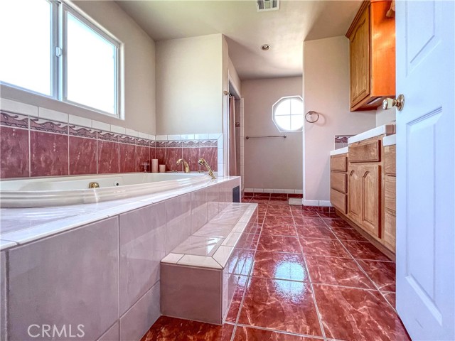 Detail Gallery Image 38 of 47 For 9312 Ives Street, Bellflower,  CA 90706 - 6 Beds | 4/1 Baths