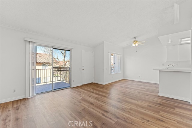 Detail Gallery Image 3 of 28 For 1015 Margarita #D202,  Corona,  CA 92879 - 2 Beds | 2 Baths