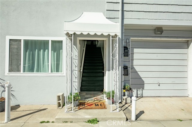 Detail Gallery Image 2 of 34 For 311 E Edgewater a,  Newport Beach,  CA 92661 - 2 Beds | 1 Baths