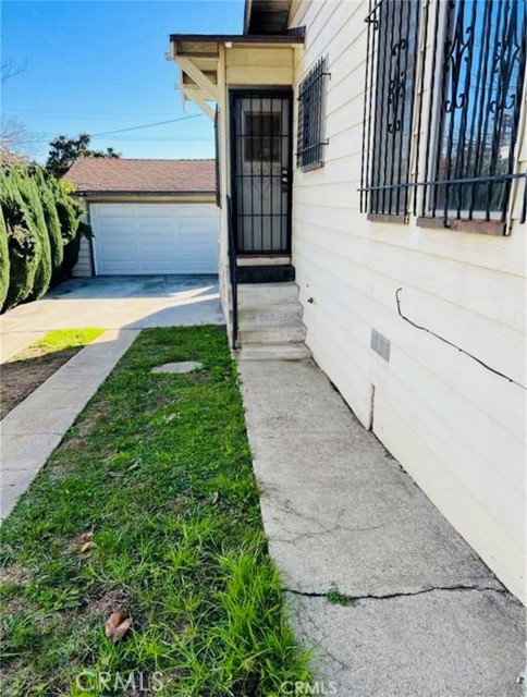 Detail Gallery Image 24 of 45 For 236 W 127th, Los Angeles,  CA 90061 - 2 Beds | 1 Baths