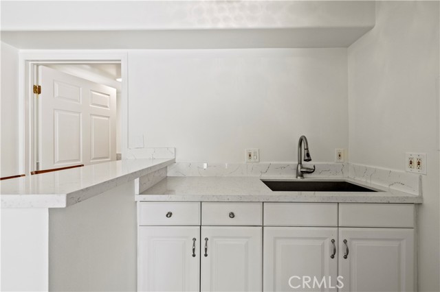 8944 Enfield, Sherwood Forest CA: https://media.crmls.org/medias/779a9691-3514-417e-bdae-0c4e9ecd74df.jpg