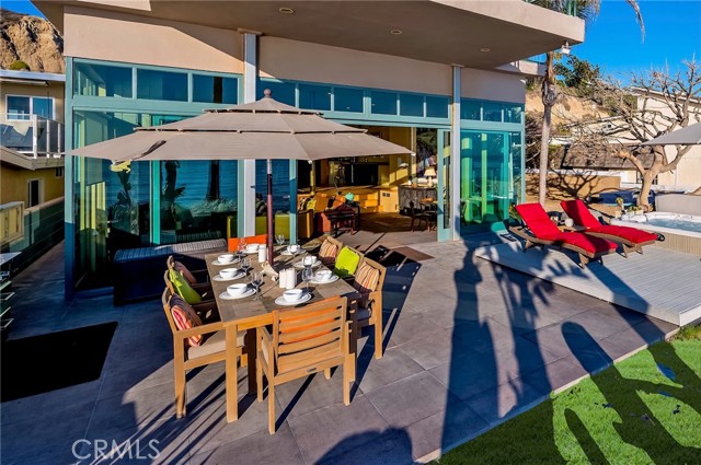 Detail Gallery Image 28 of 55 For 35121 Beach Rd, Dana Point,  CA 92624 - 5 Beds | 5/2 Baths