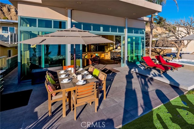 Detail Gallery Image 28 of 55 For 35121 Beach Rd, Dana Point,  CA 92624 - 5 Beds | 5/2 Baths