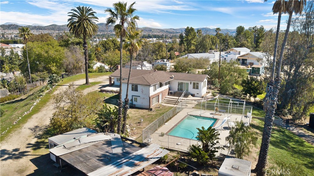 779bce21 B1ba 48fa 82f8 B86c2a658376