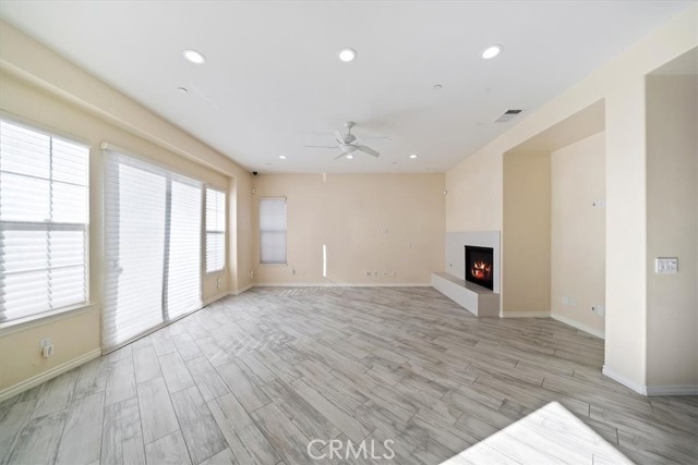 Detail Gallery Image 23 of 61 For 3094 Crystal Ridge Ln, Colton,  CA 92324 - 5 Beds | 5/1 Baths