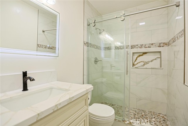 Detail Gallery Image 29 of 41 For 4109 W 5th #F2,  Santa Ana,  CA 92703 - 2 Beds | 2 Baths