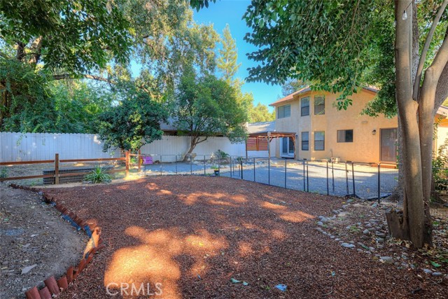 1022 Sir William Court, Chico CA: https://media.crmls.org/medias/779d1c19-54a7-41b0-b07f-639327d69e23.jpg