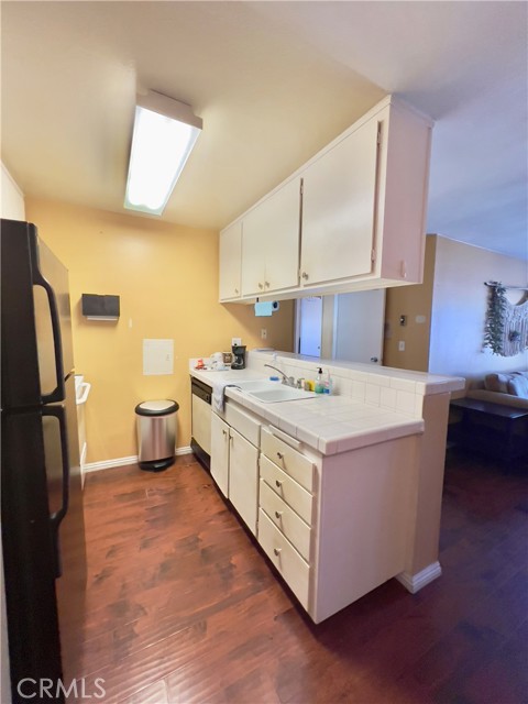 Detail Gallery Image 12 of 28 For 5585 E Pacific Coast #152,  Long Beach,  CA 90804 - 1 Beds | 1 Baths