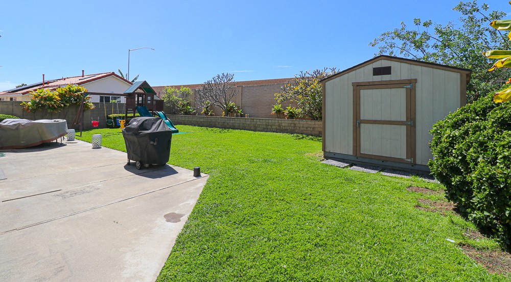 Detail Gallery Image 22 of 33 For 17773 San Rafael St, Fountain Valley,  CA 92708 - 4 Beds | 2/1 Baths
