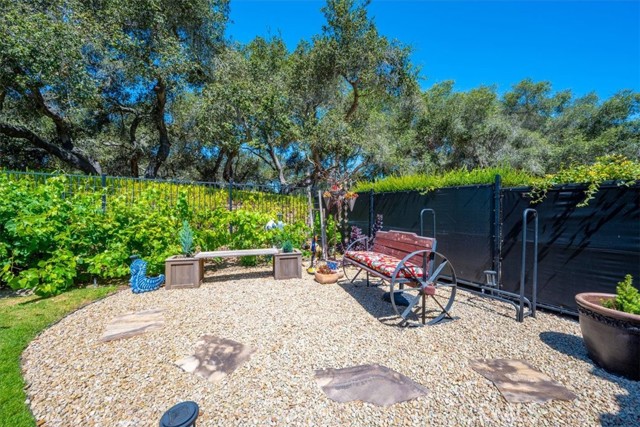 Image 30 of 50 For 675 Barberry Way