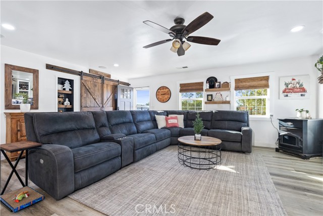 Detail Gallery Image 10 of 54 For 4680 Whispering Oak, Paso Robles,  CA 93446 - 4 Beds | 3 Baths