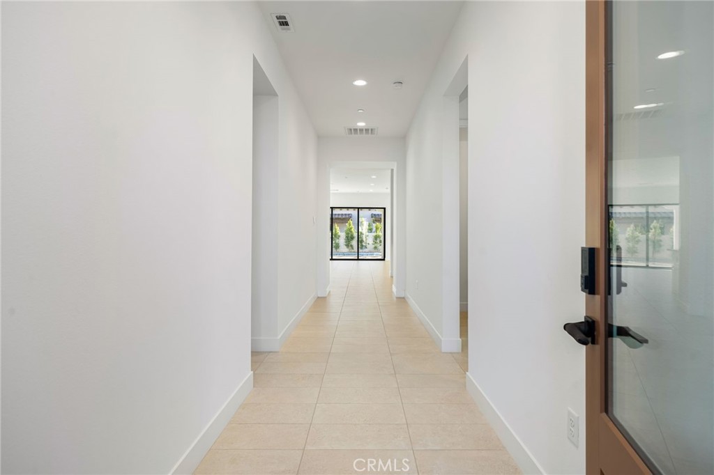 MLS #SR25252201 image #6