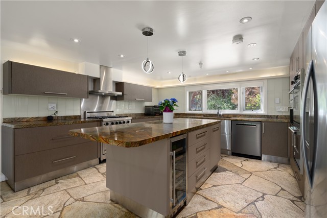 7670 Woodrow Wilson Drive, Los Angeles CA: https://media.crmls.org/medias/77a022a3-31dd-4ce0-97e3-87ecea926cff.jpg