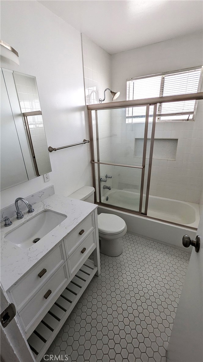 MLS #SB25257387 image #4