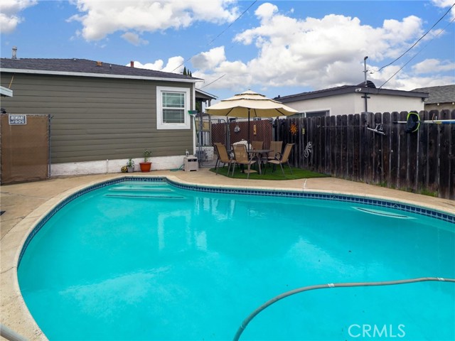 2642 E Washington Street, Carson CA: https://media.crmls.org/medias/77a14f47-14da-4daf-9138-81ef0722cd8c.jpg