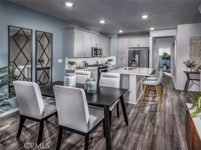 Detail Gallery Image 6 of 17 For 1579 Stratus Dr, Pomona,  CA 91768 - 3 Beds | 3 Baths