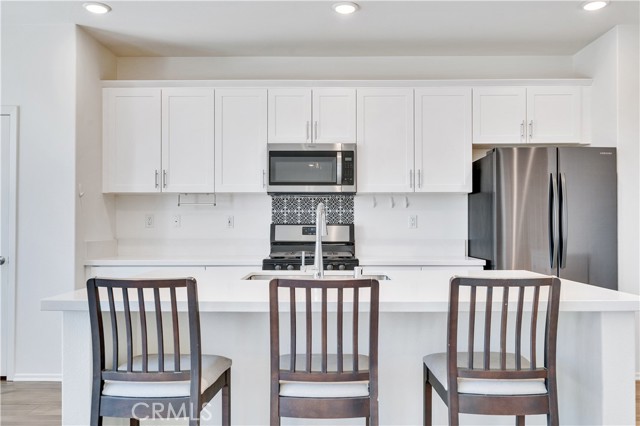 Detail Gallery Image 14 of 48 For 14707 Gulfstream Ln, Moreno Valley,  CA 92553 - 5 Beds | 2/1 Baths