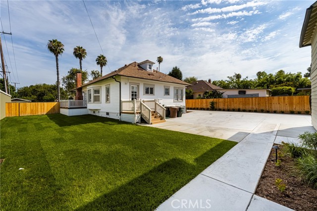 Detail Gallery Image 30 of 38 For 128 W Sycamore St, Anaheim,  CA 92805 - 3 Beds | 2/1 Baths