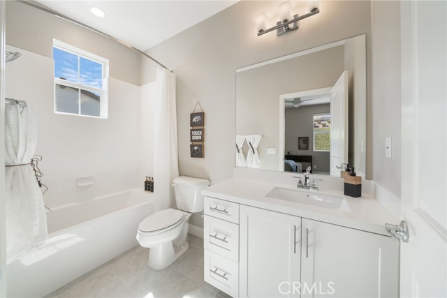 Image 42 of 63 For 20 Tandeo Drive