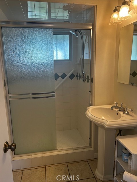 Detail Gallery Image 14 of 33 For 18735 Nordhoff St, Northridge,  CA 91324 - 3 Beds | 2 Baths