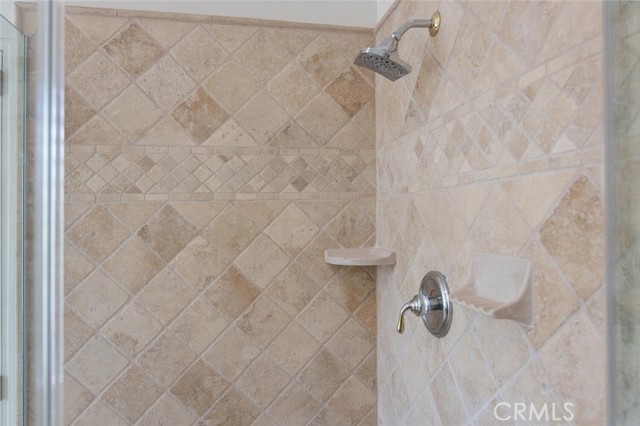 27448 Whitefield Place, Valencia CA: https://media.crmls.org/medias/77a5f06b-5ad0-4272-a924-2595b083b2ec.jpg