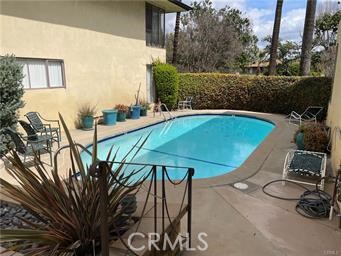 945 S Orange Grove Boulevard, Pasadena CA: https://media.crmls.org/medias/77a666fd-a0b8-4c4a-9d7d-2071aeb0a17d.jpg