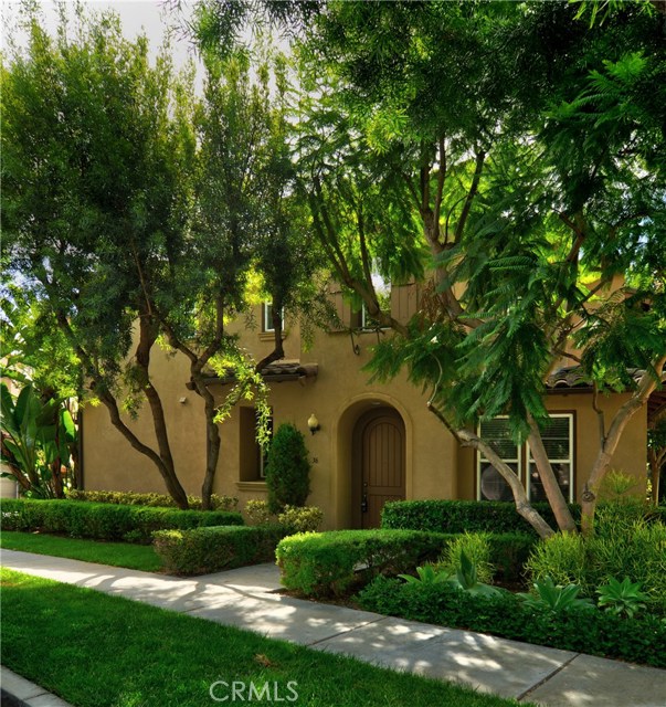 36 Tall Oak Irvine, California This beautiful Quail Hill Detached TWO STORY Home Features 3 bd/2.5ba PLUS Large Loft AND Large Den at the main level! Upgraded ceramic tile and ELEGANT distressed wide plank hardwood laminate flooring (NO carpet!) Gourmet kitchen opens to family room with cozy fireplace and manicured enclosed patio! UPGRADED Energy saving ceiling fans in every bedroom and family room, plus pre-wired for surround sound in family room. Relax in a luxurious soaking tub in the master bathroom! Washer, dryer and refrigerator included! Enjoy nearby resort style amenities including private fitness center, pools, spas, parks and tennis plus the Award Winning schools, Alderwood, Rancho San Joaquin and University High! Also close to the fantastic Irvine Spectrum Shopping and Entertainment Center!