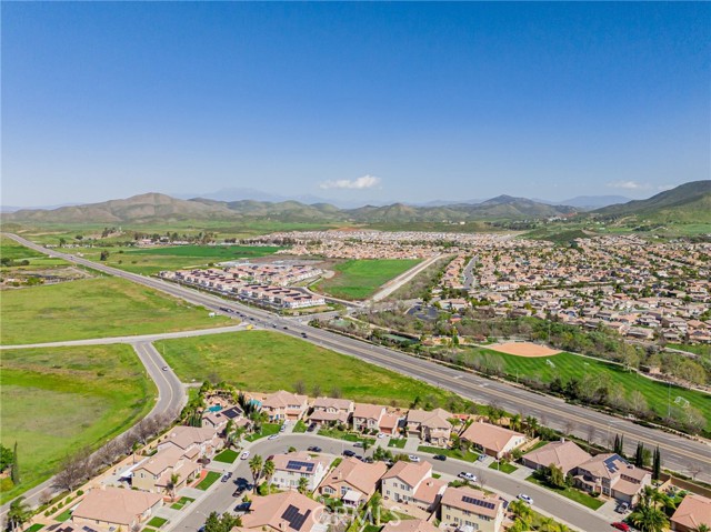 Detail Gallery Image 63 of 72 For 31831 Ridge Berry, Winchester,  CA 92596 - 3 Beds | 3 Baths