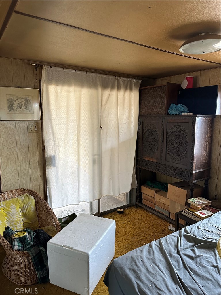 https://media.crmls.org/medias/77a96489-d194-4211-8063-af26d7a17115.jpg?preset=X-Large