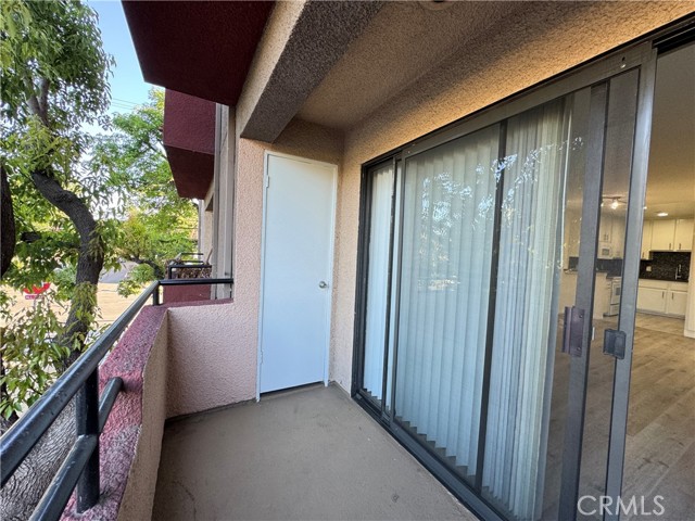 Detail Gallery Image 16 of 21 For 4717 Ben Ave #103,  Valley Village,  CA 91607 - 1 Beds | 1 Baths