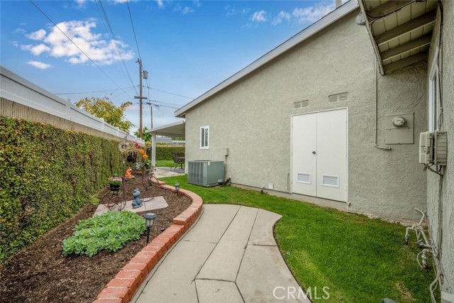 Detail Gallery Image 50 of 51 For 2813 Albury Ave, Long Beach,  CA 90815 - 3 Beds | 2 Baths