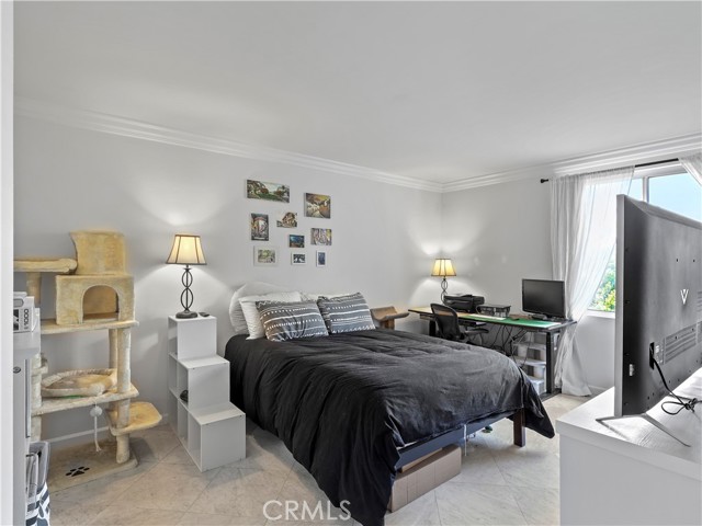 12720 Burbank Boulevard, Valley Village CA: https://media.crmls.org/medias/77aaf700-5fc7-44b4-8e41-823ca9f25be1.jpg
