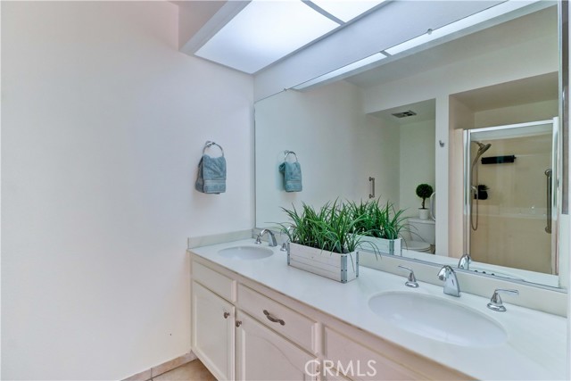 3463 Bahia Blanca W, Laguna Woods CA: https://media.crmls.org/medias/77ab78fb-0407-48ab-9f94-6c49798e4630.jpg