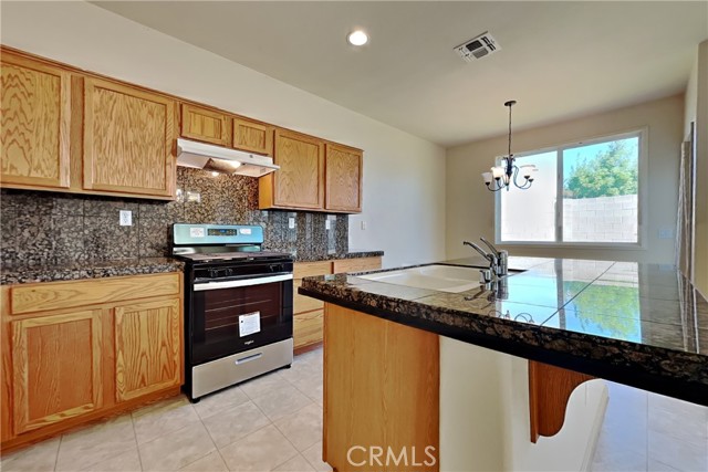 Detail Gallery Image 39 of 75 For 1573 Esplanade Dr, Merced,  CA 95348 - 4 Beds | 2 Baths