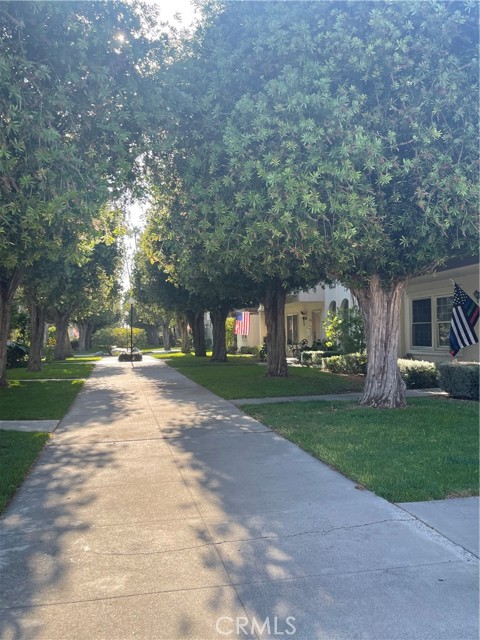 9852 Coral Cove Circle, Huntington Beach CA: https://media.crmls.org/medias/77abf2b9-0d67-4219-948d-21b2df21dbf1.jpg
