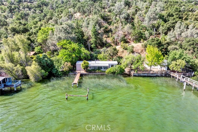 11990 North Drive, Clearlake CA: https://media.crmls.org/medias/77ac1ab9-2141-4955-986f-e8114264addc.jpg