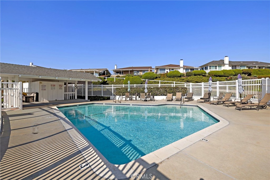 MLS #OC25245403 image #14