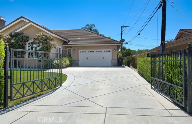 Detail Gallery Image 2 of 41 For 211 S Grand, West Covina,  CA 91791 - 4 Beds | 3/1 Baths