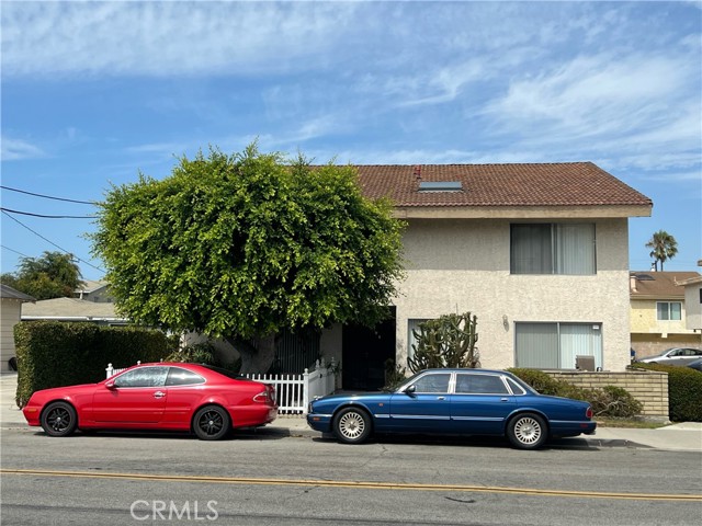 16781 Green Ln., Huntington Beach CA: https://media.crmls.org/medias/77adabff-4daa-4b95-be91-b57aa9a84bc1.jpg