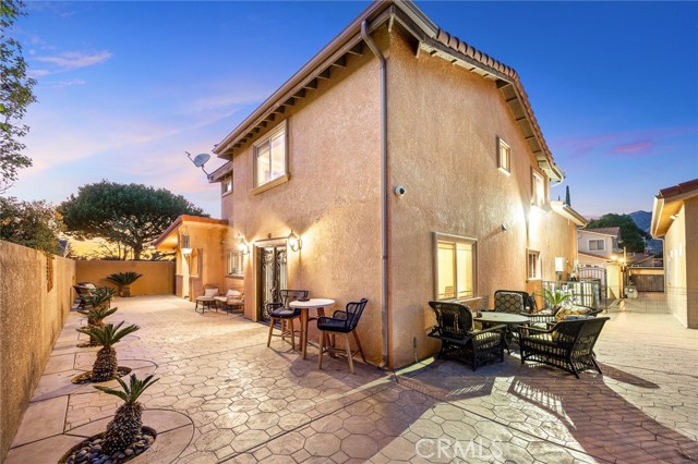 Detail Gallery Image 48 of 63 For 10610 Oak Tree Way, Sunland,  CA 91040 - 5 Beds | 4 Baths