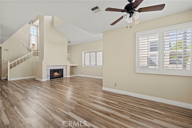 25815 Dickens Court, Stevenson Ranch CA: https://media.crmls.org/medias/77ae549a-72dc-4a1d-9535-1c1f06473309.jpg