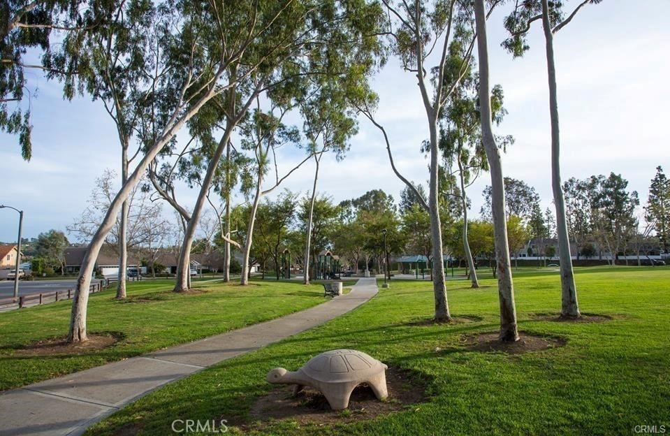 https://media.crmls.org/medias/77aeb352-70e5-4003-94e8-1af620065528.jpg?preset=X-Large